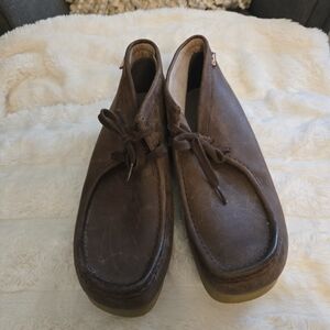 EUC Clarks Men's Stinson Hi Lace-Up Desert Chukka Boot, Men's Size 13